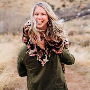 Meet your Posher, Vivian